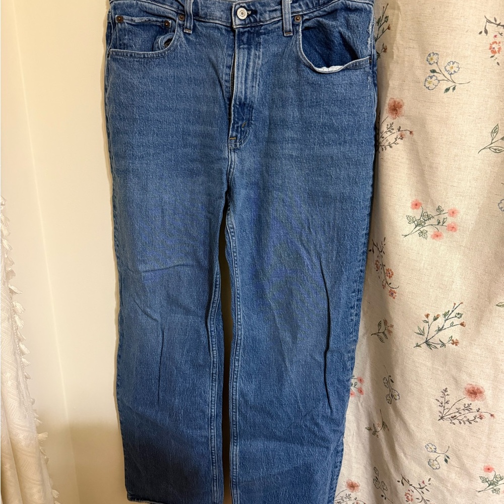 Abercrombie & Fitch Women's Straight Blue Denim jeans
